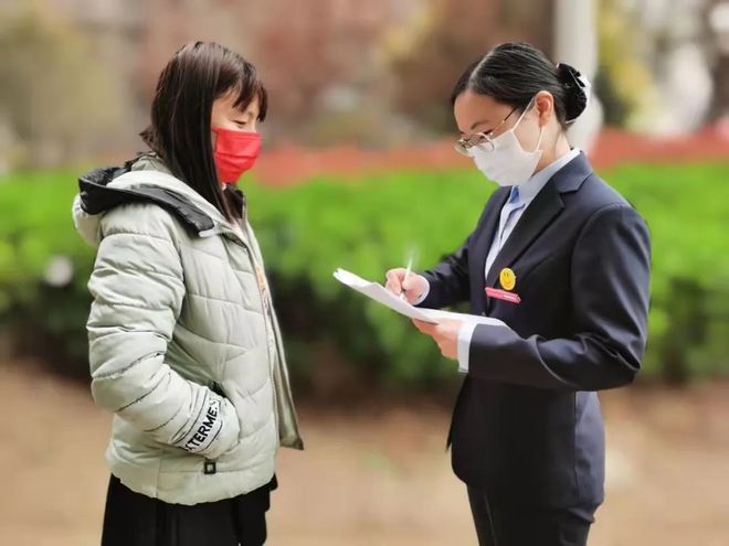 南通大学附属医院 薛莹-南通大学附属医院薛莹医生：医术高超，温暖如家人